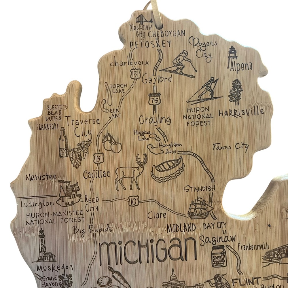 Totally Bamboo Michigan Shaped Serving Tray Cutting‎ Board State Map - Picture 2 of 6